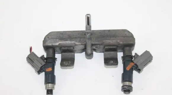 Subaru Legacy Fuel injectors set 182032403 1820324 1820