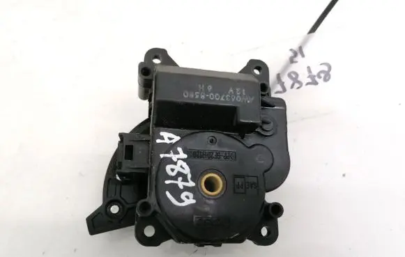 Cadillac CTS Air flap motor/actuator AW0637008580 AW063700-8580