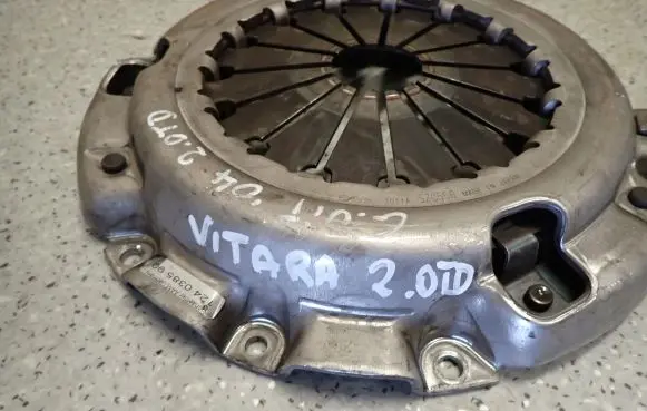 Suzuki Grand Vitara I Clutch pressure plate 