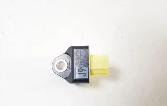Toyota Prius Prime Airbag deployment crash/impact sensor 89831-47050