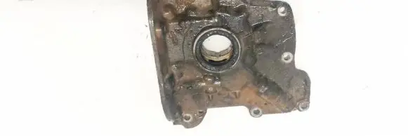 Volkswagen Golf IV Oil pump 036115105