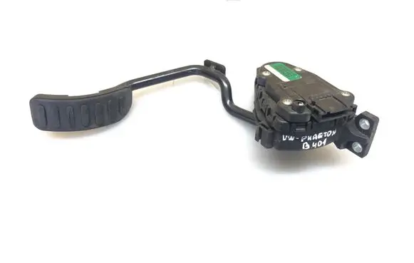 Volkswagen Phaeton Accelerator throttle pedal 3D2723503C F30016001