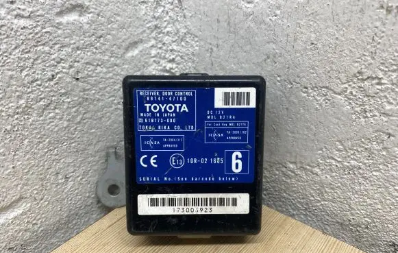 Toyota Prius (XW20) Door control unit/module 8974147100 61B173000 173003923