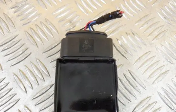 Volkswagen Golf VII Fuel injection pump control unit/module 5Q0906093A