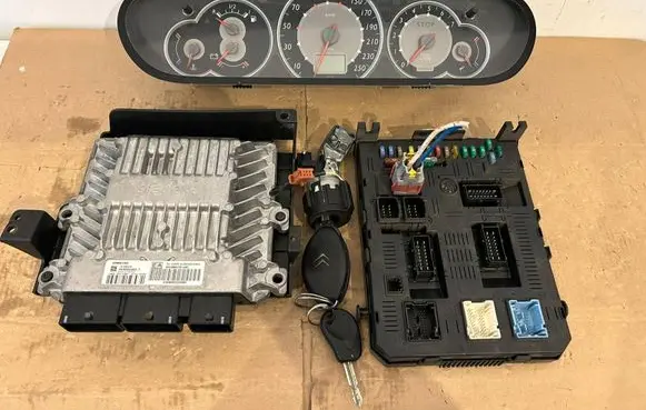 Citroen C5 Engine ECU kit and lock set 5WS40258DT 9655534080 9660781280