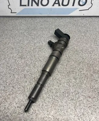 BMW 7 E65 E66 Fuel injector 0445110131 7789661
