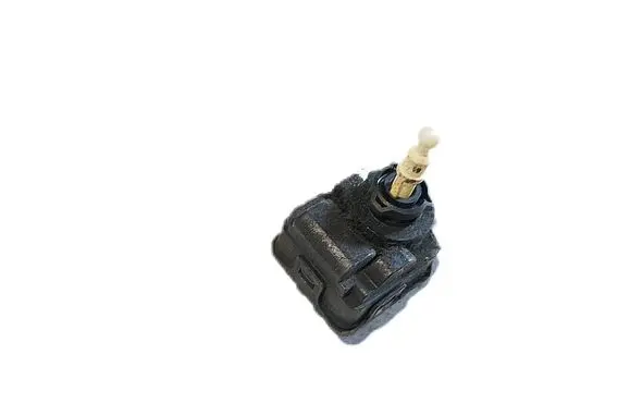 Volkswagen Golf III Headlight level adjustment motor 00728200