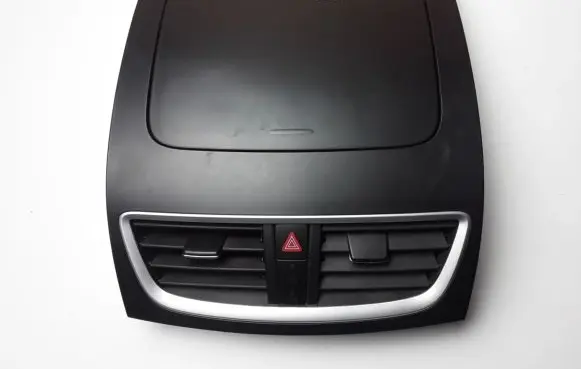 Suzuki Swift II Glove box 7380068LA0