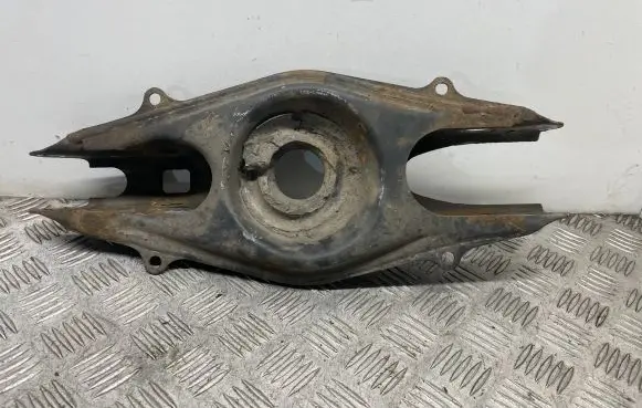 Mercedes-Benz C W204 Rear upper control arm/wishbone 2043503008
