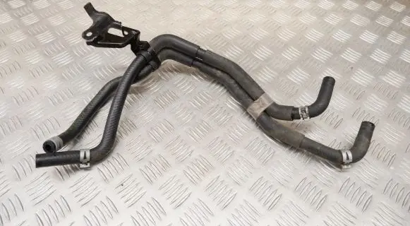 Toyota Highlander XU70 Gearbox oil cooler pipe/hose 329300E160