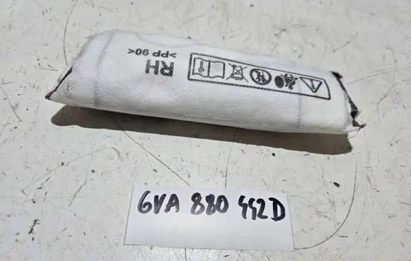Skoda Fabia Mk4 (6VA) Side airbag 6va880442d