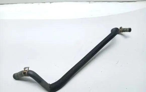 Ford Mustang V Engine coolant pipe/hose