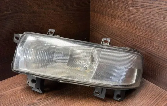 Opel Movano A Headlight/headlamp 38210748 7700420737