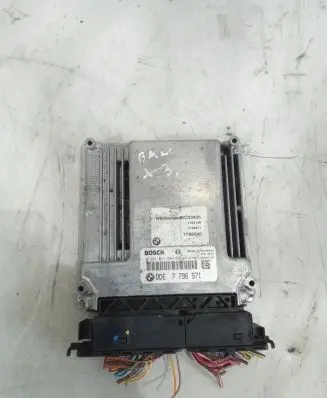 BMW X3 E83 Engine control unit/module 7796571