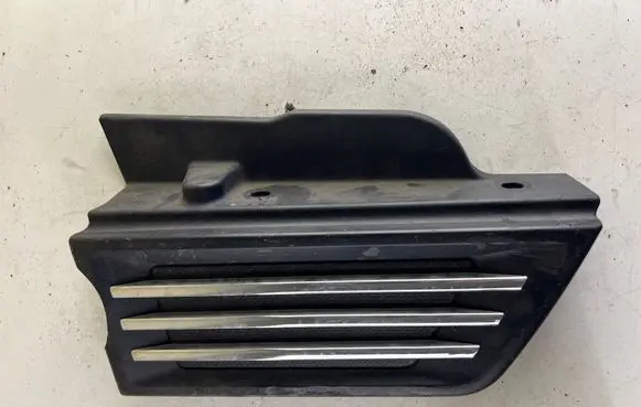 Dodge Nitro Fender grill 55157164AC 55157164A SR7842