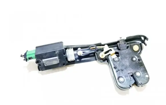 Audi TT Mk1 Tailgate/trunk/boot lock/catch/latch 8n0827505e