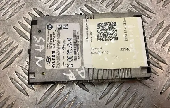 Hyundai Santa Fe Wireless charging module 95560S1000