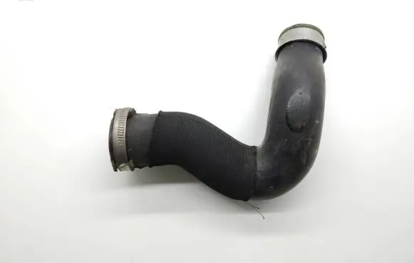 Audi Q7 4L Intercooler hose/pipe 7L6145738A