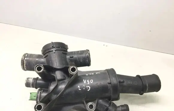 Thermostat/thermostat housing