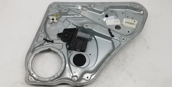 Skoda Superb B5 (3U) Rear door window regulator with motor 3B5839756C