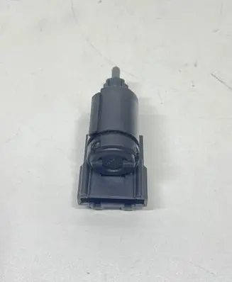 Volkswagen Golf IV Brake pedal sensor switch 1J0945511C 19322000 15481