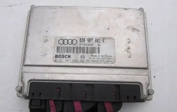 Audi A4 S4 B5 8D Engine control unit/module 8D0907401K
