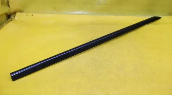 Audi A2 Front door trim (molding) 8Z0854939