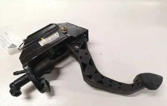 Clutch pedal