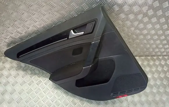 Volkswagen Golf VII Door card panel trim set 