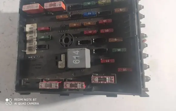 Volkswagen PASSAT B6 Fuse module 3C0937125