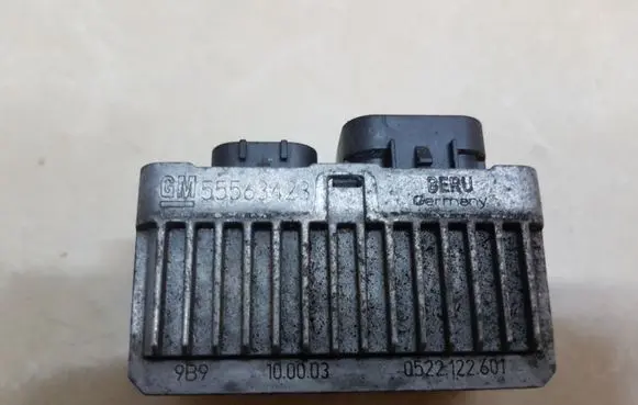 Opel Insignia A Glow plug pre-heat relay 55563423