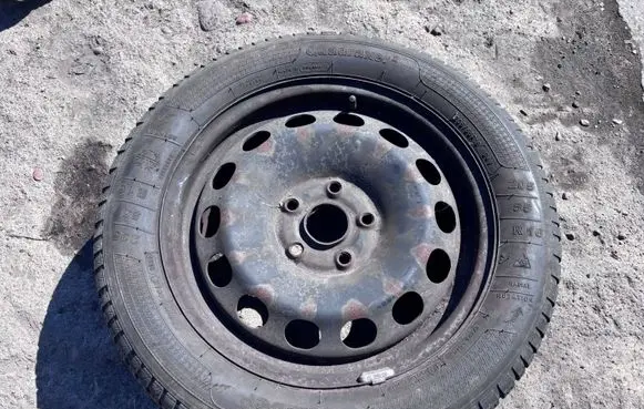 Volkswagen Caddy R16 steel rim 2K5601027