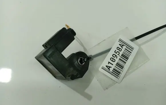 Peugeot 407 Airbag deployment crash/impact sensor C5204102073