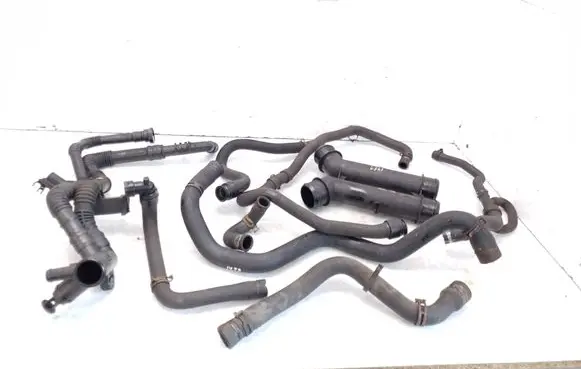 Citroen C5 Engine coolant pipe/hose 011252