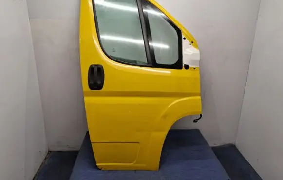 Fiat Ducato Front door