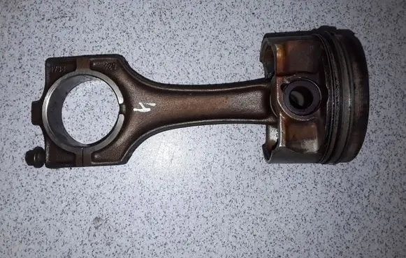 BMW 3 E36 Piston 11241437211 1437211 11251748378