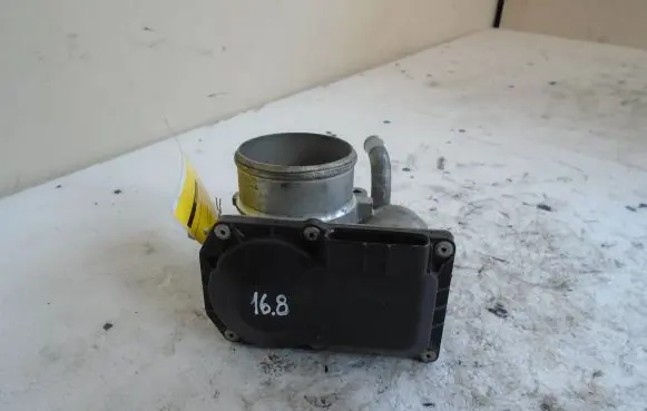 Hyundai Sonata LF Throttle body valve 35100-2B340