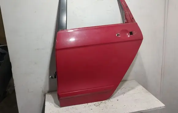 Honda FR-V Rear door 