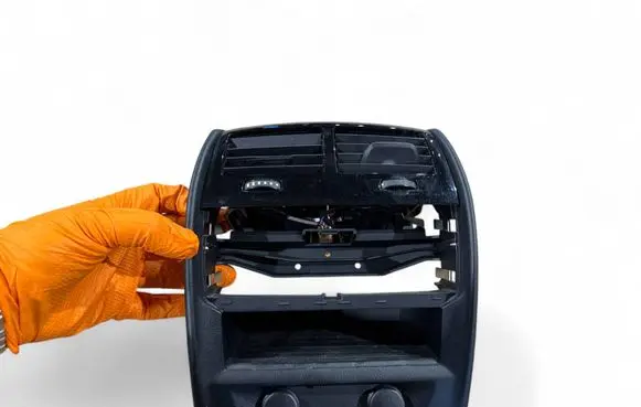 Rear air vent grill