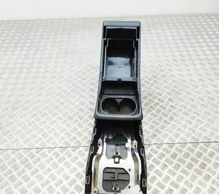 Toyota bZ4X Center console 5881042090