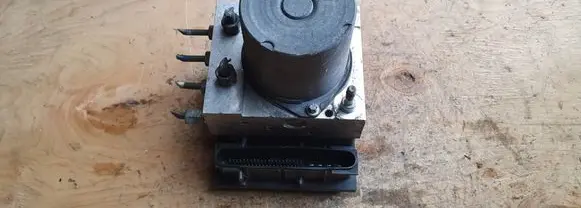 Toyota Avensis T270 ABS Pump 4454005071