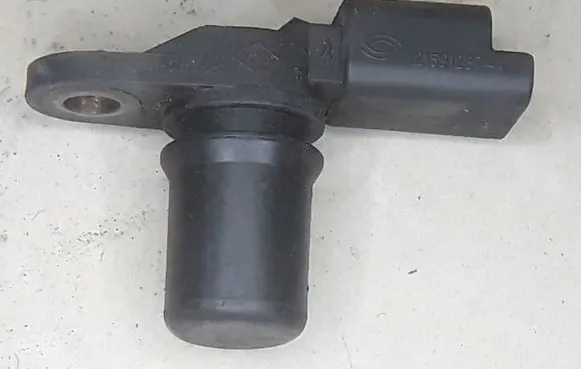 Renault Megane II Camshaft speed sensor 215912874