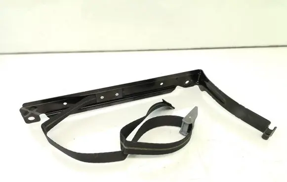 Battery bracket