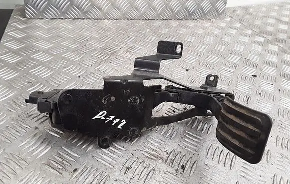 Peugeot Expert Accelerator throttle pedal 1400838880