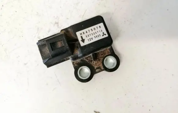 Mitsubishi Outlander Airbag deployment crash/impact sensor mr475078 x2t22371a