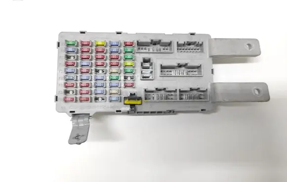Hyundai Santa Fe Fuse module 919502B400 1006C01093