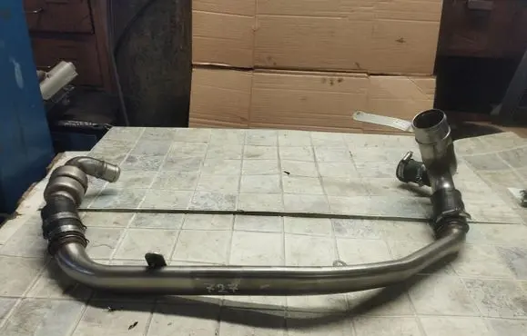 Peugeot 607 Intercooler hose/pipe HSR20623 9651732080