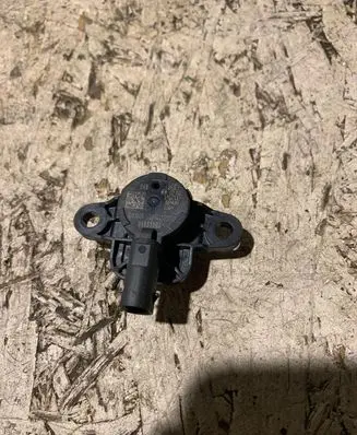 Volvo XC40 Airbag deployment crash/impact sensor 31451503