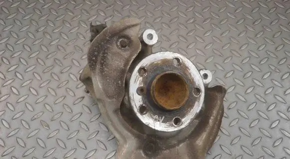 BMW i3 Front wheel hub 6852159