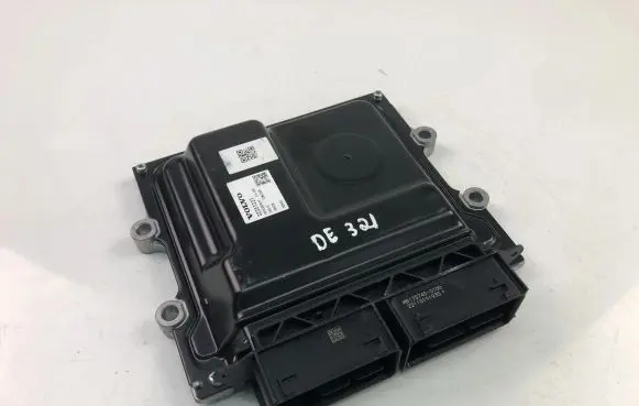 Volvo V60 Engine control unit/module 32253221